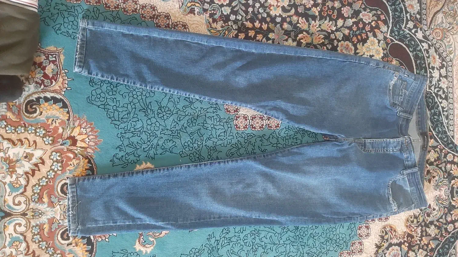 یه ست گرم کن شلوار با پیراهن|لباس|خرم‌آباد, |دیوار