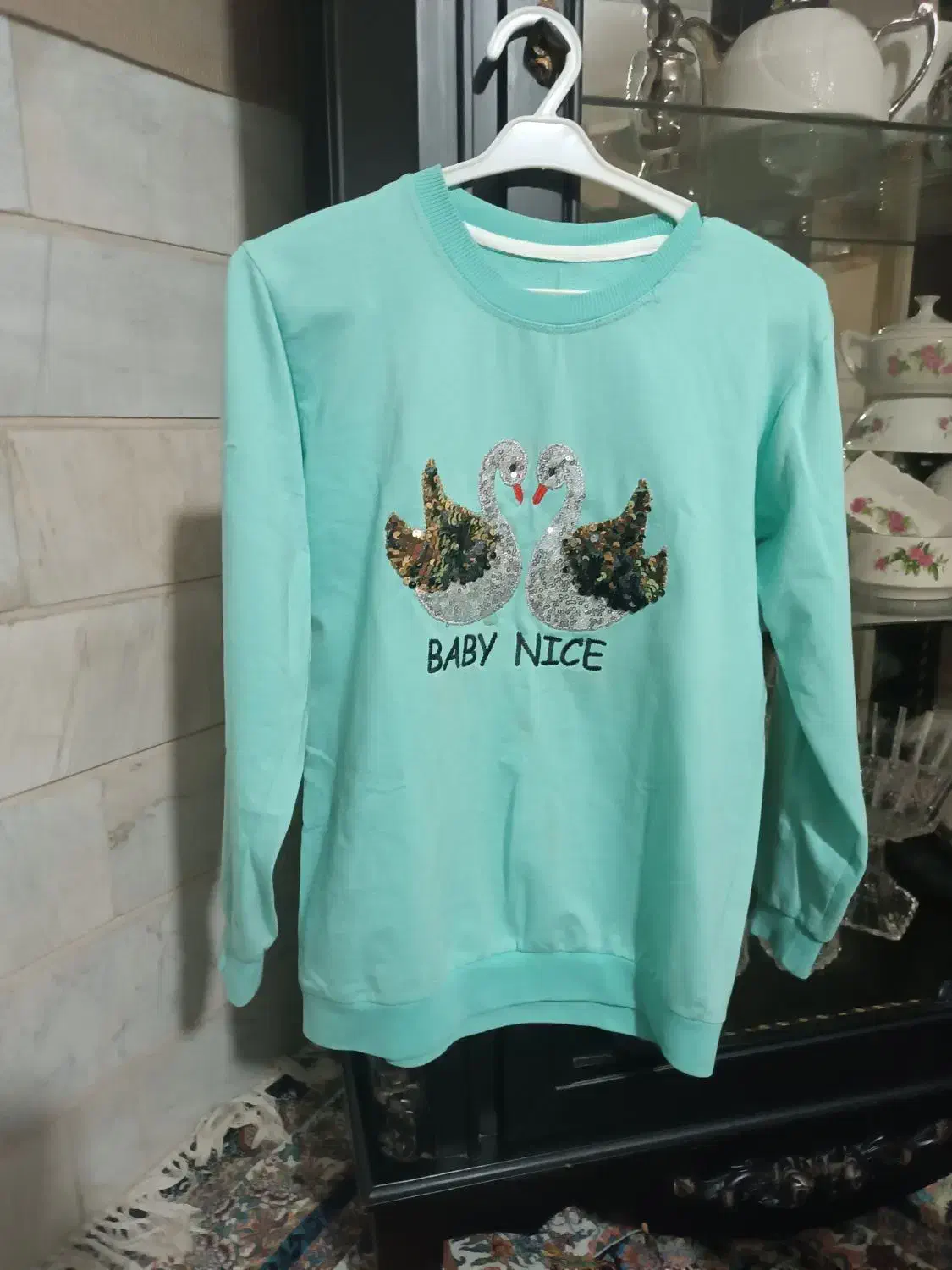 لباس بچگانه|کفش و لباس بچه|ری, شهید غیوری (ابن باویه)|دیوار