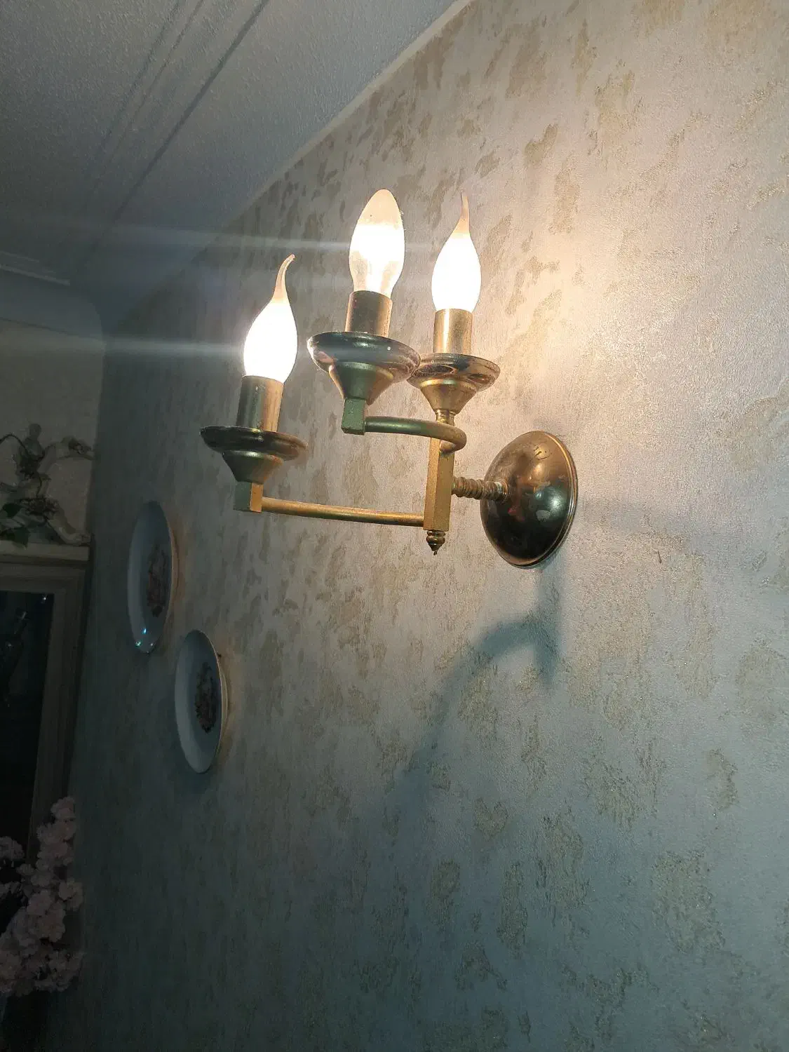 لوستر برنجی ۱۲شاخه|لوستر و چراغ آویز|رشت, معلم|دیوار