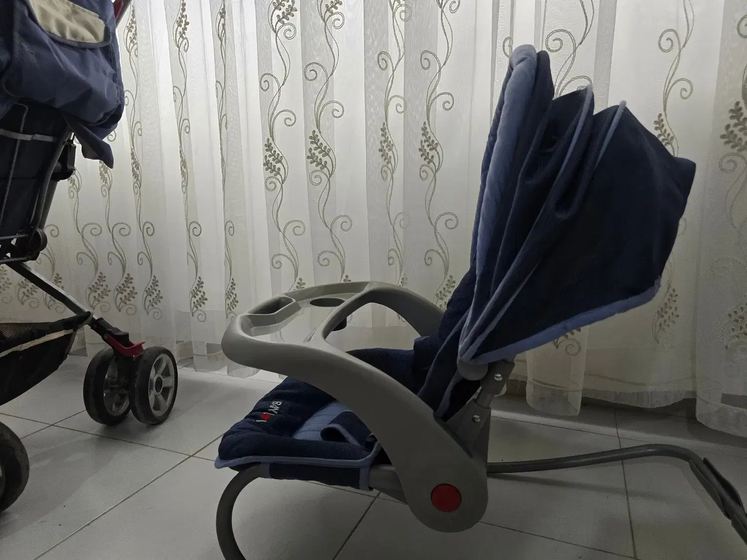 تخت و صندلی نوزاد|تخت و صندلی بچه|فریمان, |دیوار