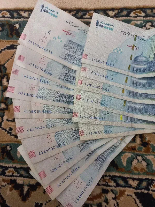 اسکناس امضای قرمز همتی و صالح ابادی|کلکسیون سکه، تمبر، اسکناس|فردیس, منظریه|دیوار