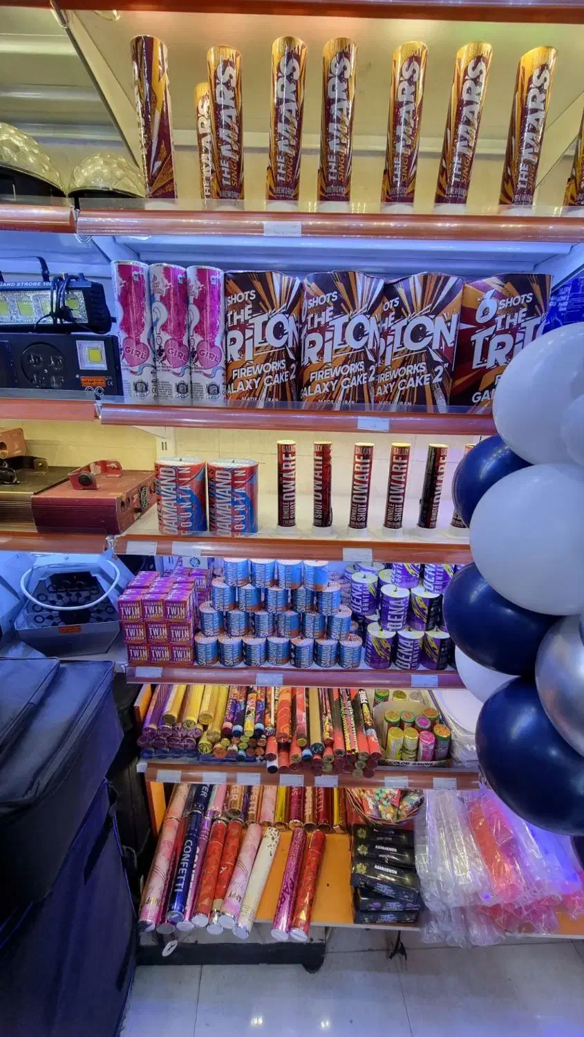 اجاره انواع باند رقص نور لوازم تولد میز بگراند|خدمات پذیرایی، مراسم|مشهد, طبرسی شمالی|دیوار