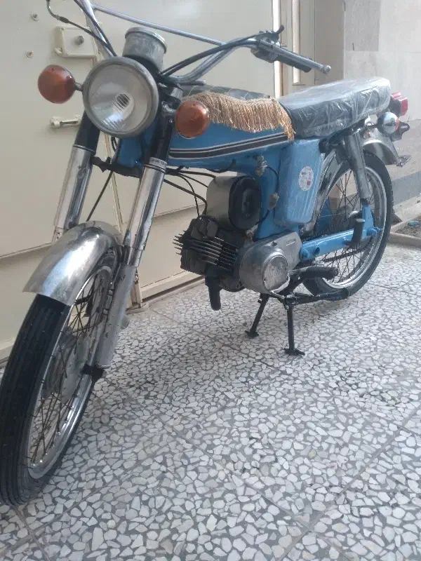 موتور یاماها۱۰۰ مدارک کامل تکمیل|موتورسیکلت|خمینی‌شهر, |دیوار