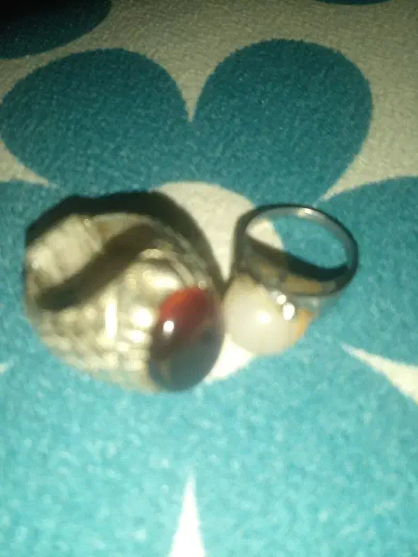 انگشتر ساعت وسنگ قیمتی|کلکسیون اشیاء عتیقه|برخوار, |دیوار