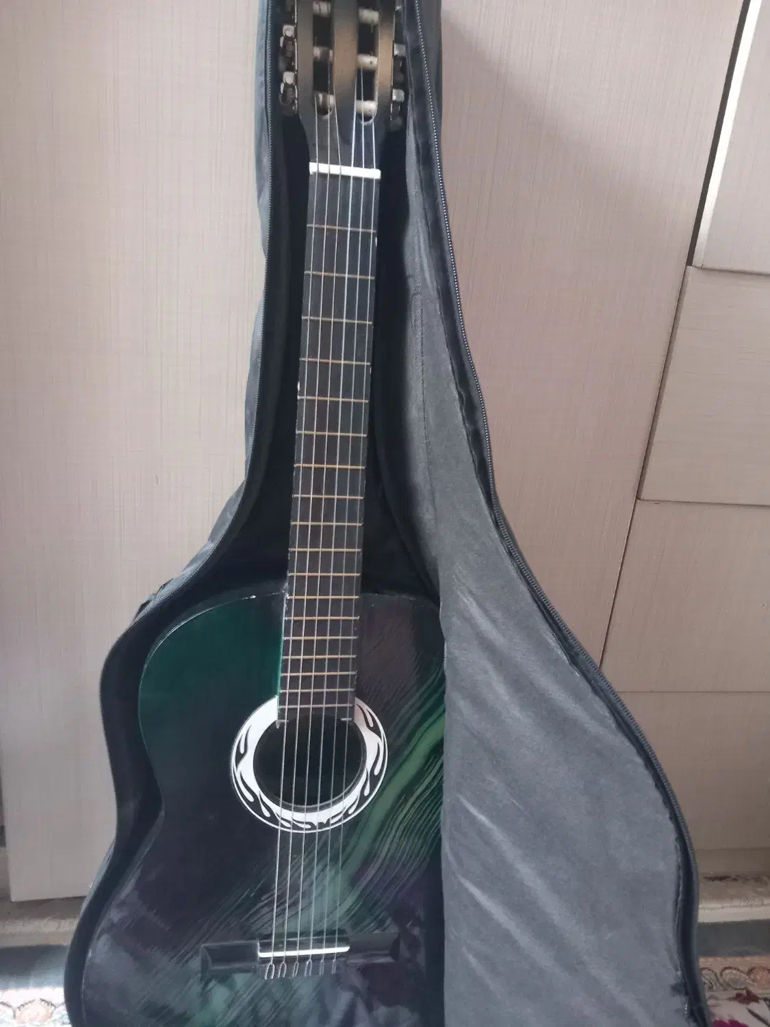 گیتار|گیتار، بیس، امپلیفایر|الوند, |دیوار