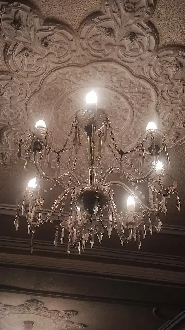 لوستر بلور|لوستر و چراغ آویز|رشت, بوسار|دیوار