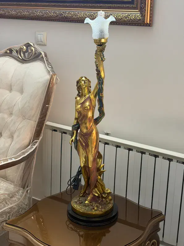 مجسمه رزین طلاکوب|مجسمه، تندیس، ماکت|تهران, مجیدآباد|دیوار