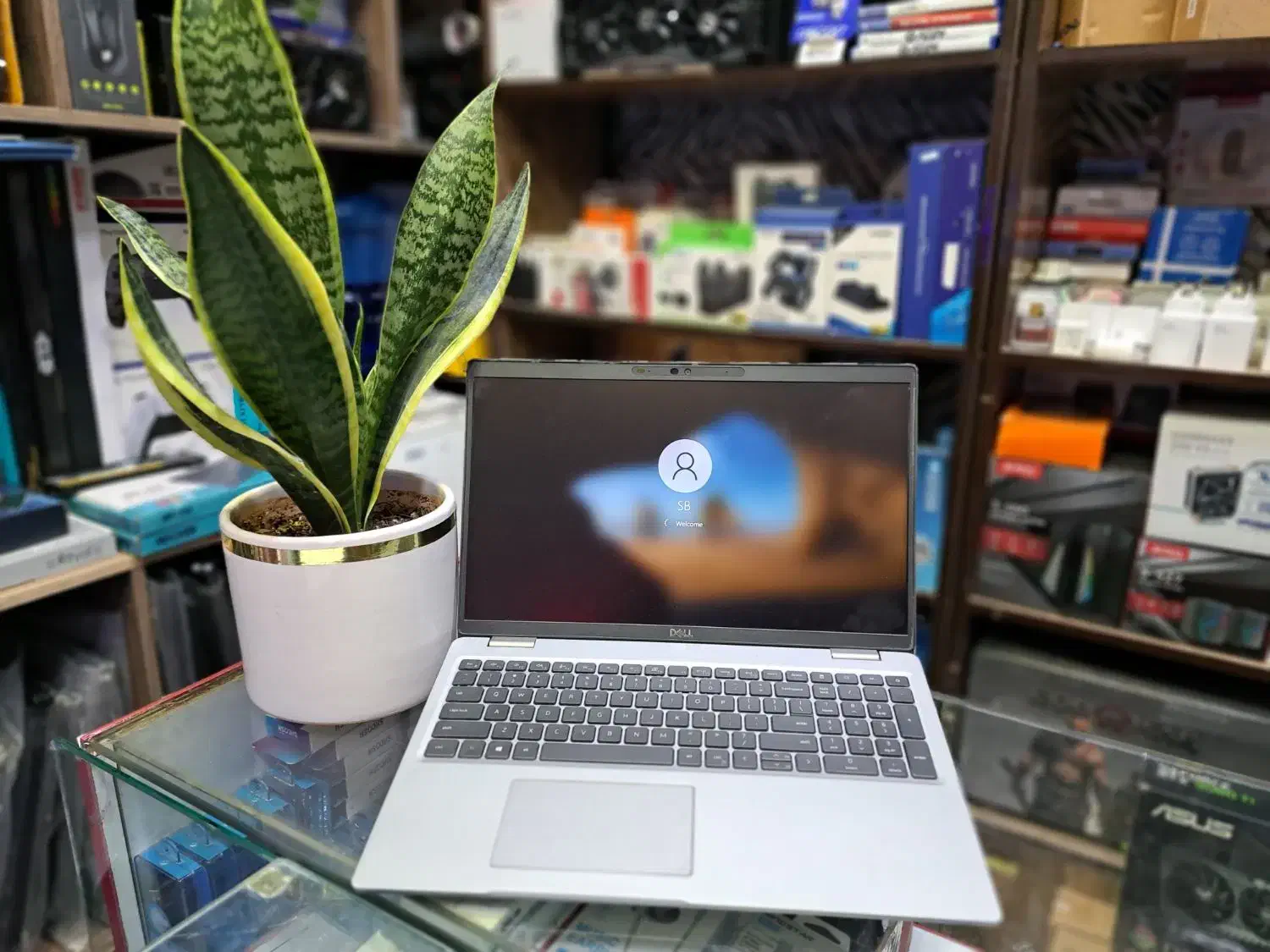 DELL 5520  تاچ در حد صفر ( استوک برتر)|رایانه همراه|کرمانشاه, |دیوار