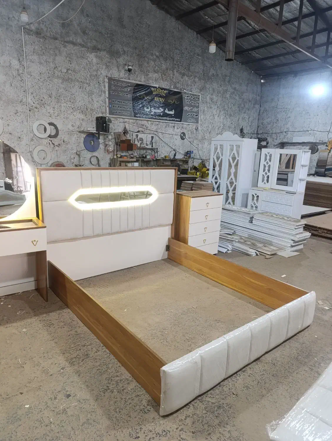 سرویس خواب شرکتی بک لایت|تخت و سرویس خواب|ملایر, |دیوار