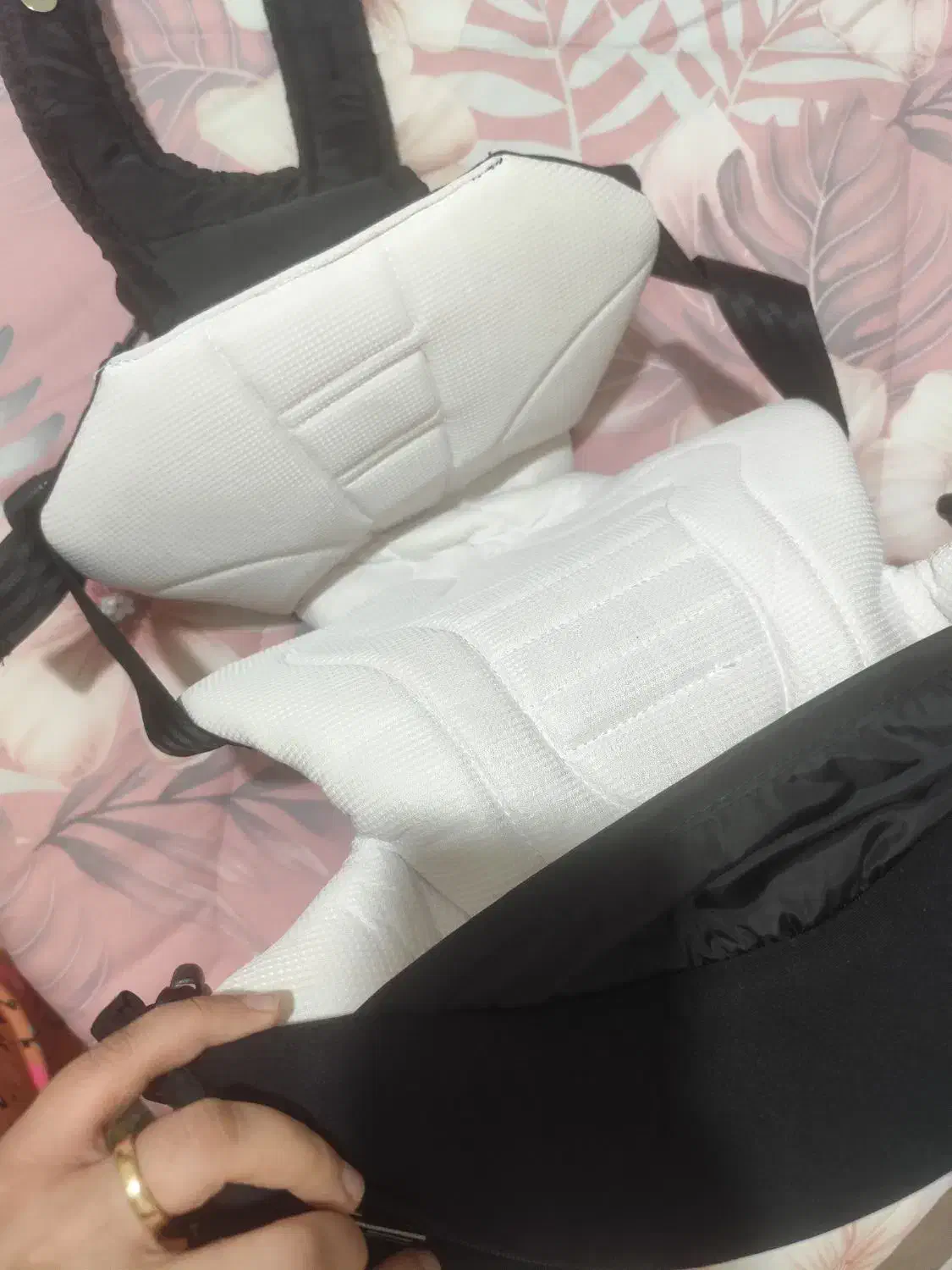 آغوشی برند چیکو|اسباب و اثاث بچه|ملایر, |دیوار