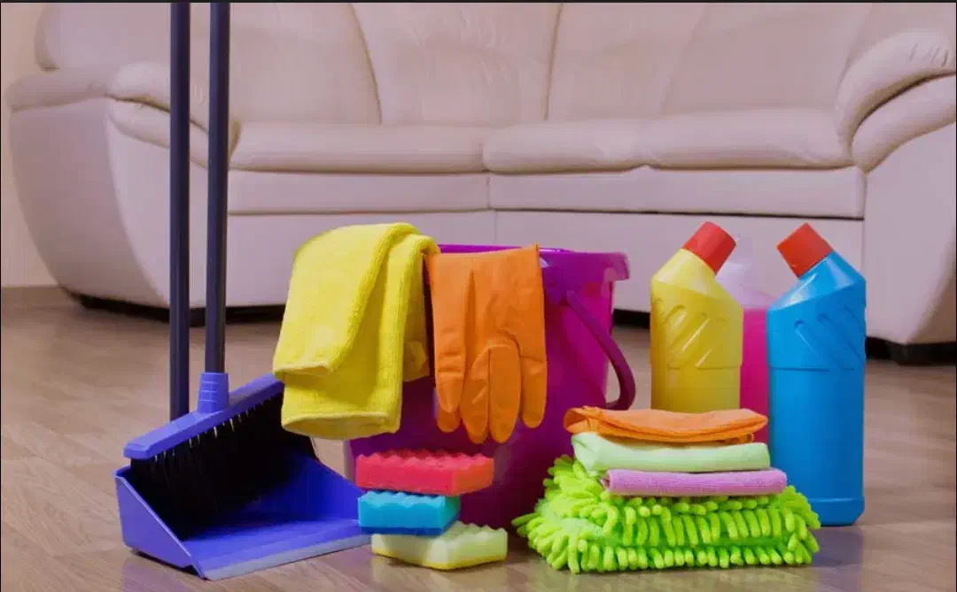 زوج بدون بچه یا زن تنها جهت سرایداری، رفسنجان|استخدام سرایداری و نظافت|رفسنجان, |دیوار