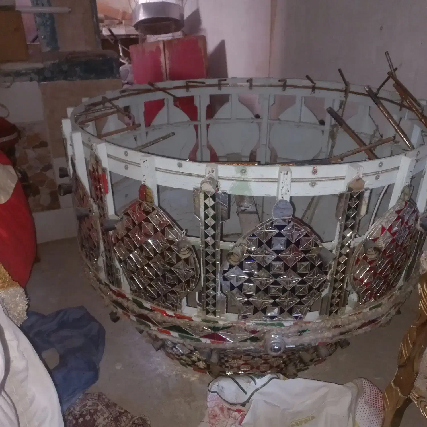 قدیمی|کلکسیون اشیاء عتیقه|هشتگرد, شهرک راه آهن|دیوار