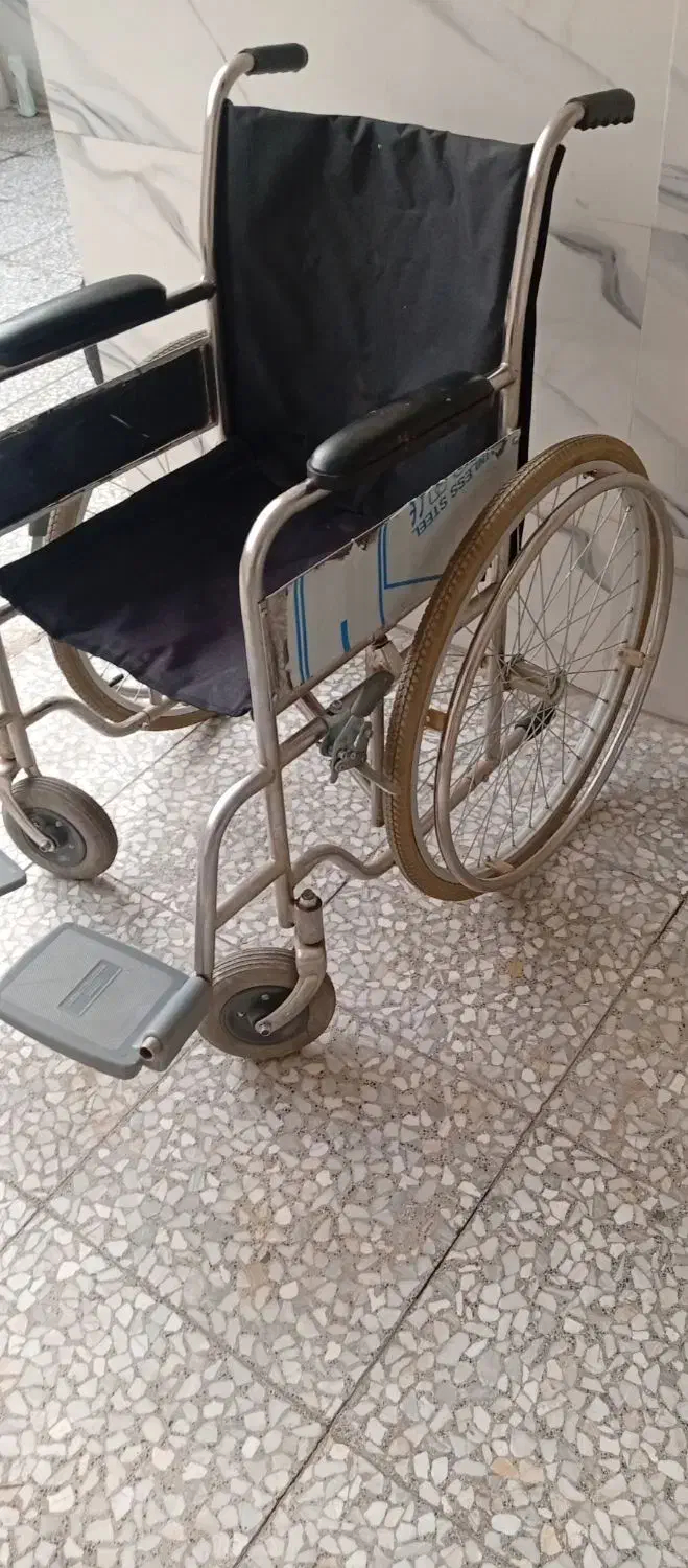 ویلچر در حد نو|آرایشی، بهداشتی، درمانی|دهلران, |دیوار