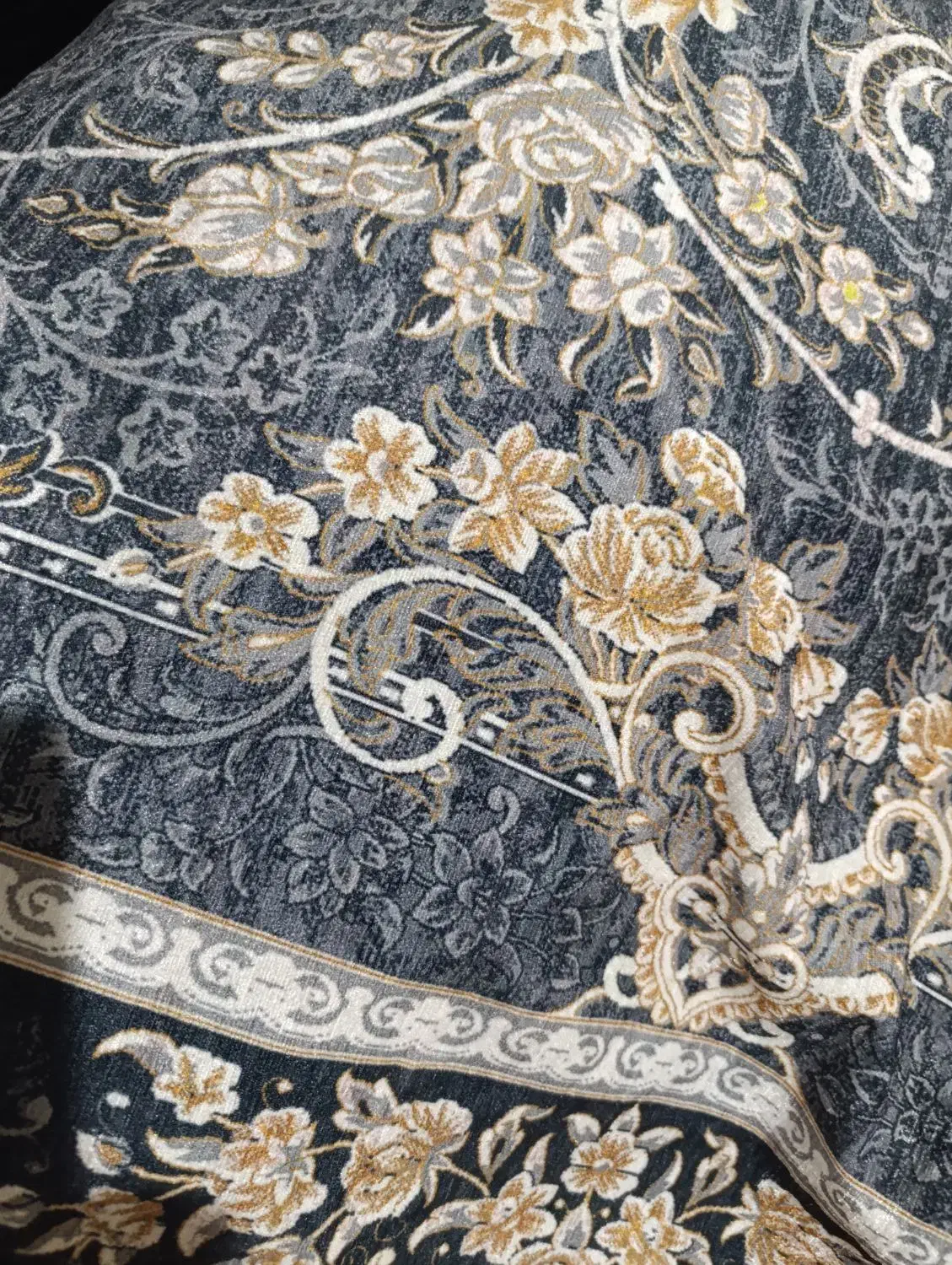 روفرشی کش دار|روفرشی|سمنان, |دیوار