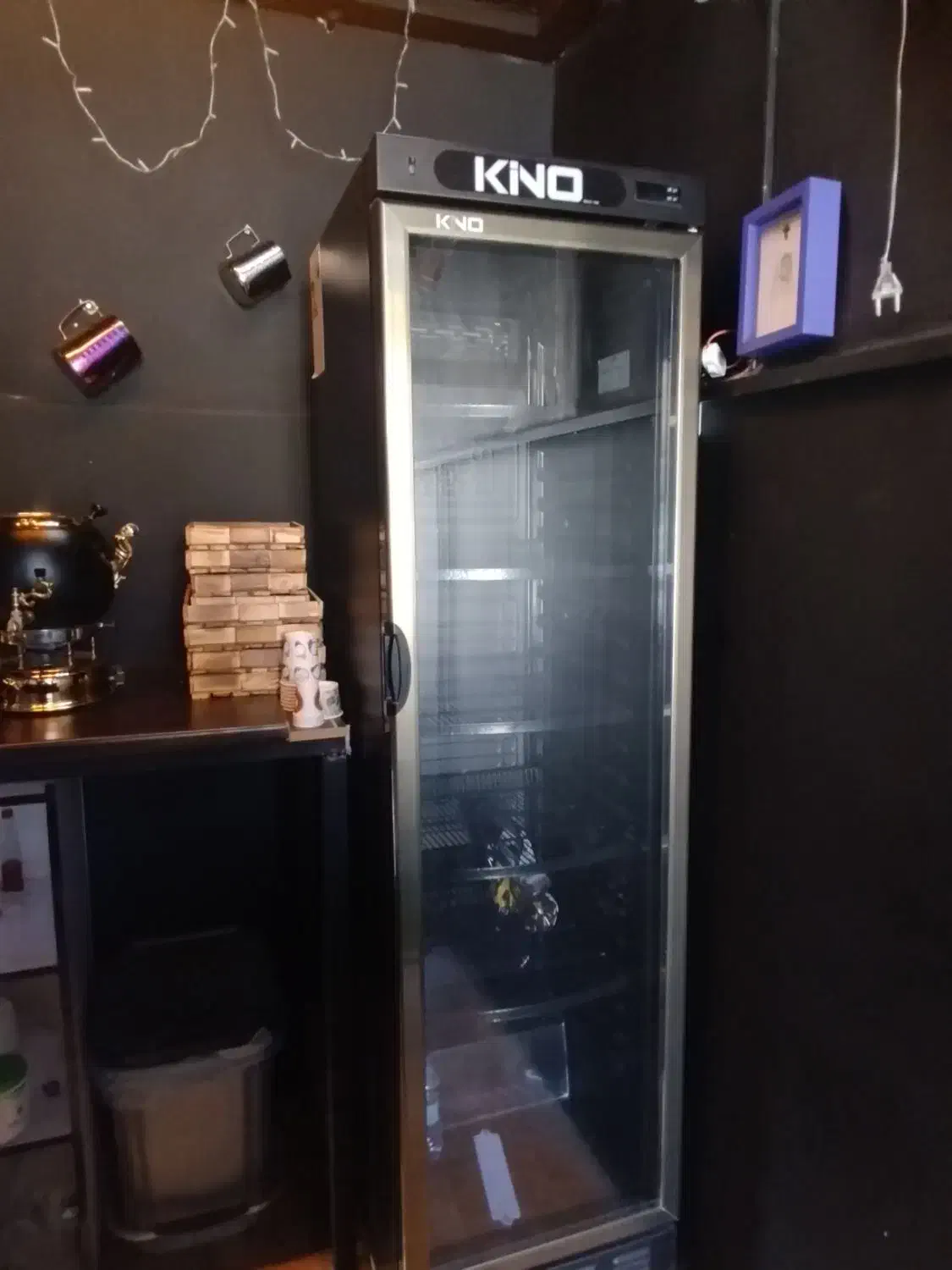 یخچال ایستاده Kinoکینو|فروشگاه و مغازه|ایوان, |دیوار