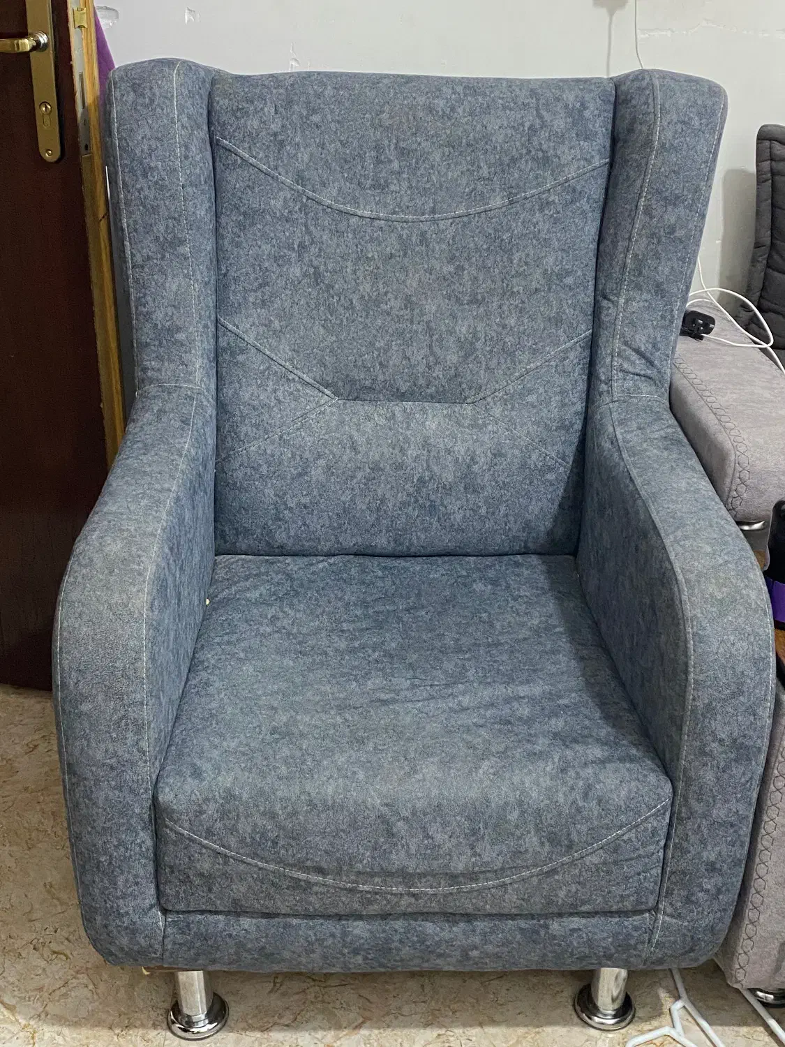 مبل۷نفره تمیز۱۰ملیون|مبلمان خانگی و میز عسلی|بم, |دیوار