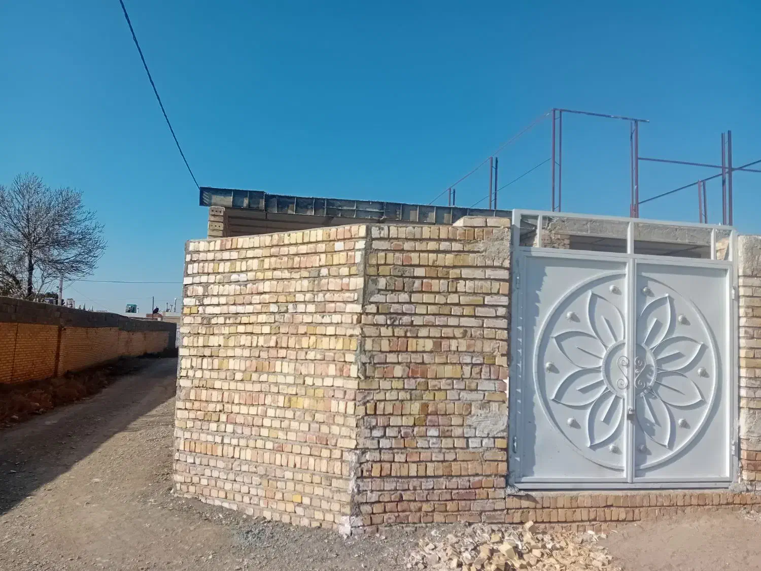 استا بنا تمام کار ساختمانم. وقتم آزاده|خدمات پیشه و مهارت|نیشابور, بنیاد شهید|دیوار