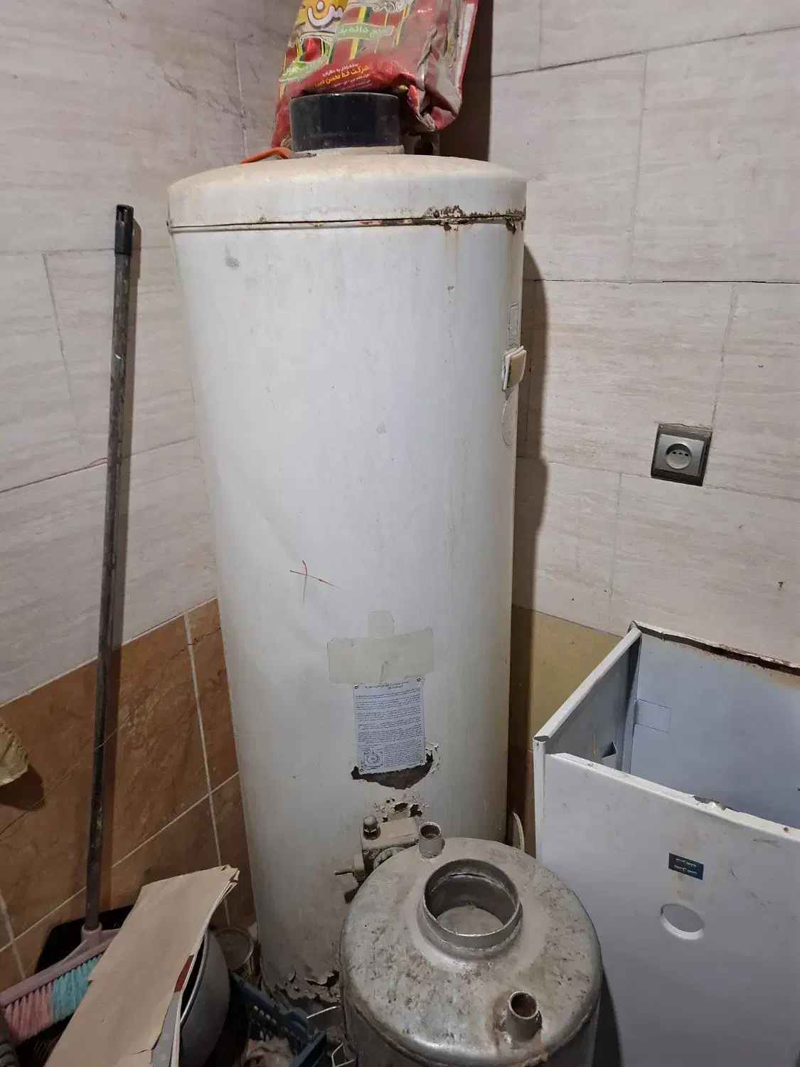 آبگرمکن|آبگرمکن، پکیج، شوفاژ|لردگان, |دیوار