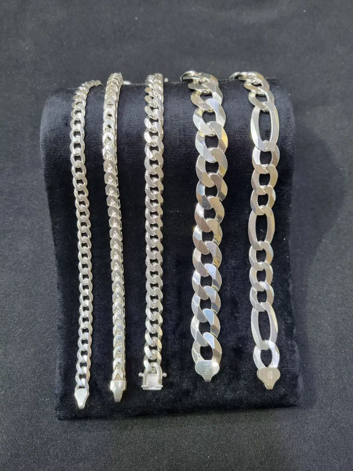 دستبند های نقره مردانه ایتالیایی عیار۹۲۵با فاکتور|جواهرات|تهران, گیشا|دیوار