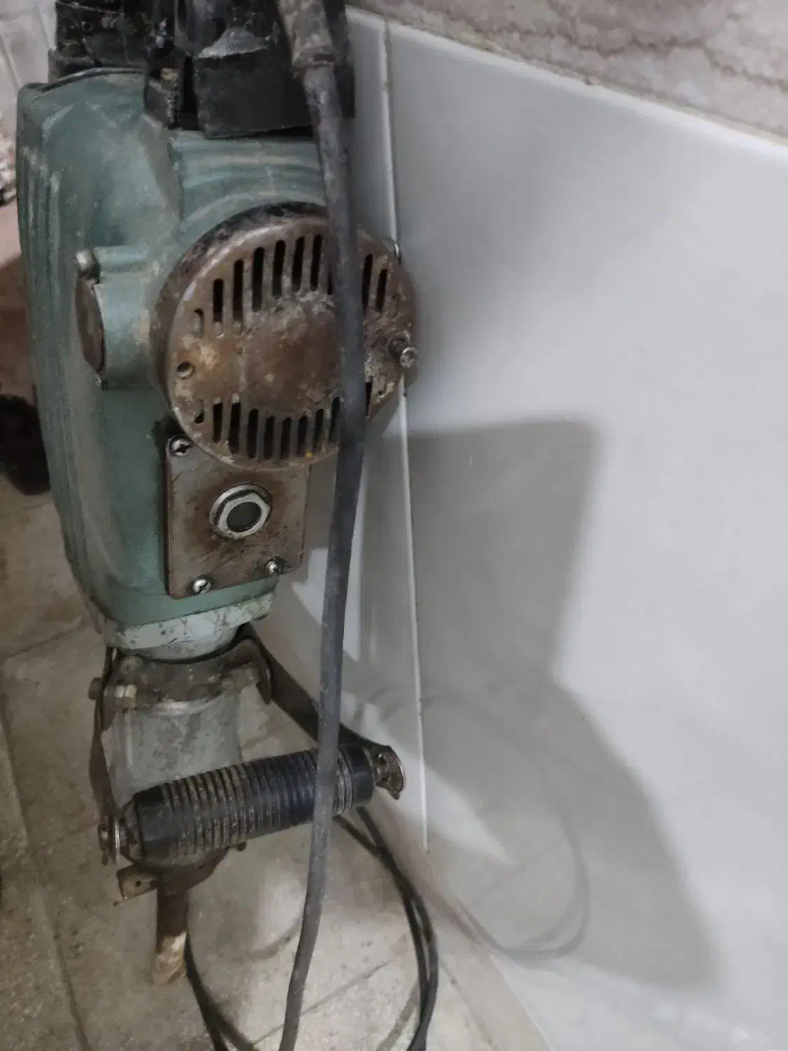 هیلتی|ابزارآلات|قم, شاه ابراهیم|دیوار