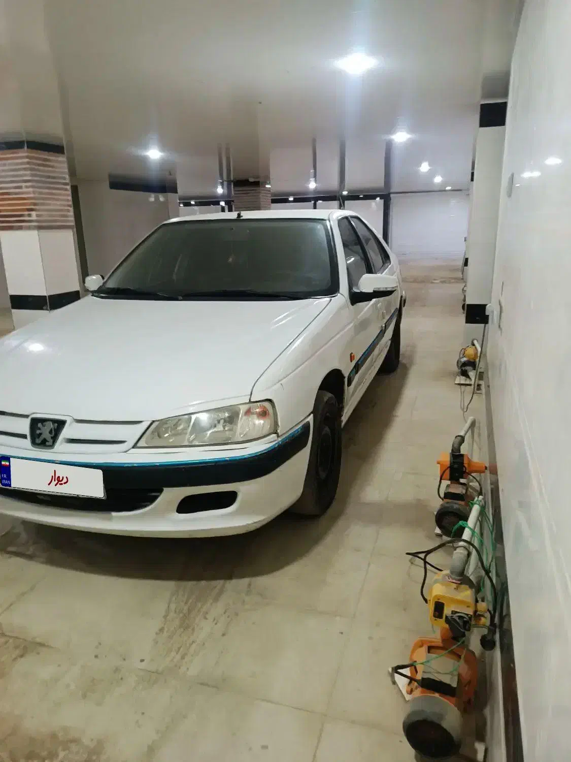 پژو پارس سفید ۱۳۸۰|خودرو سواری و وانت|رشت, دباغیان|دیوار