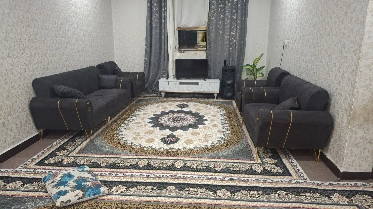 مبل 7نفره کاملاتمیزوسالم|مبلمان خانگی و میز عسلی|اهواز, پردیس دو|دیوار