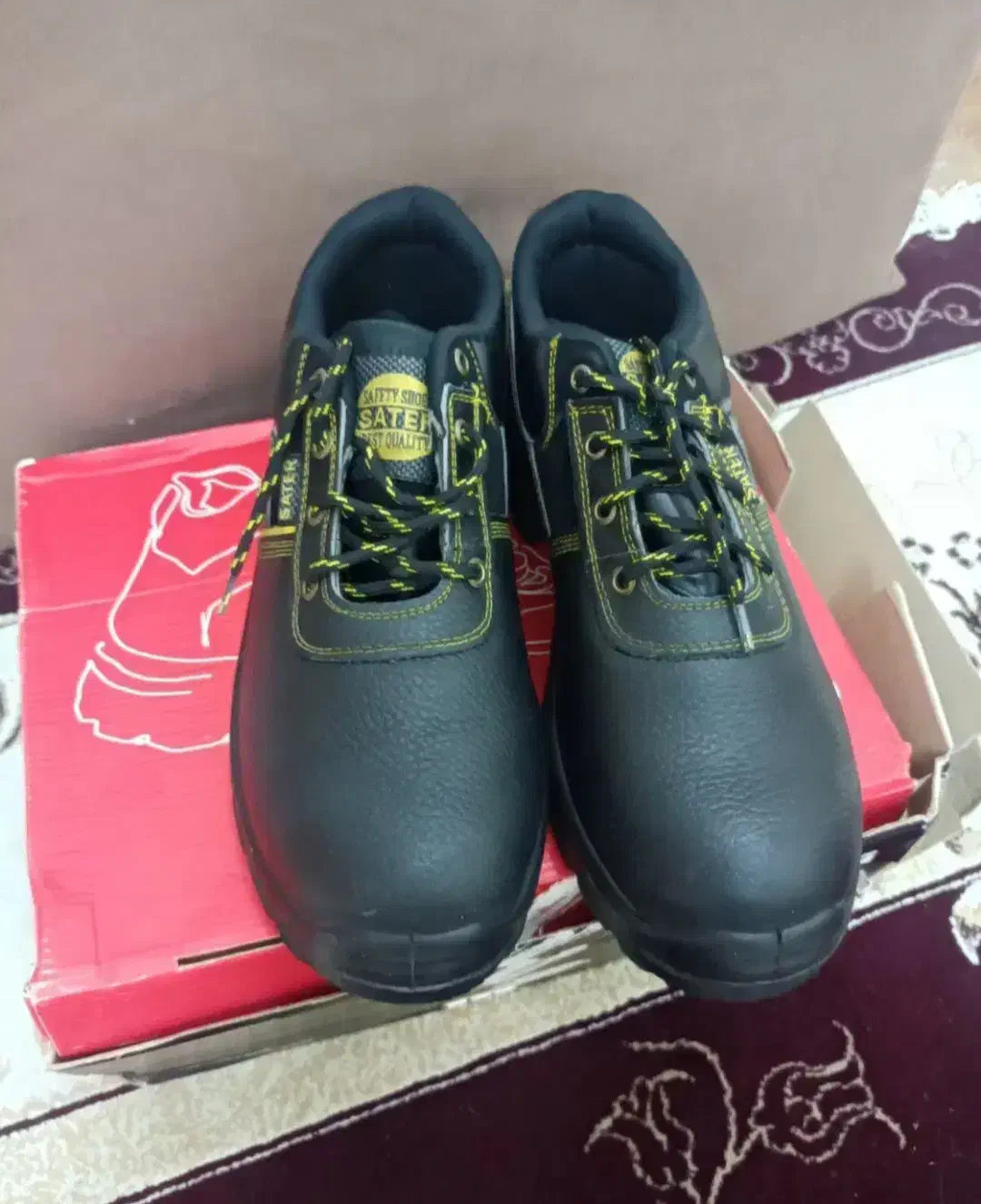 کفش ایمنی کار فوق العاده سبک|کیف، کفش، کمربند|جهرم, |دیوار