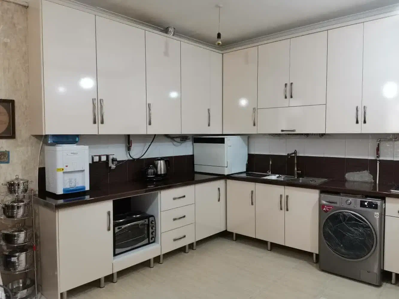 ساخت و نصب کابینت و کمد دیواری تضمینی|خدمات پیشه و مهارت|یزد, |دیوار