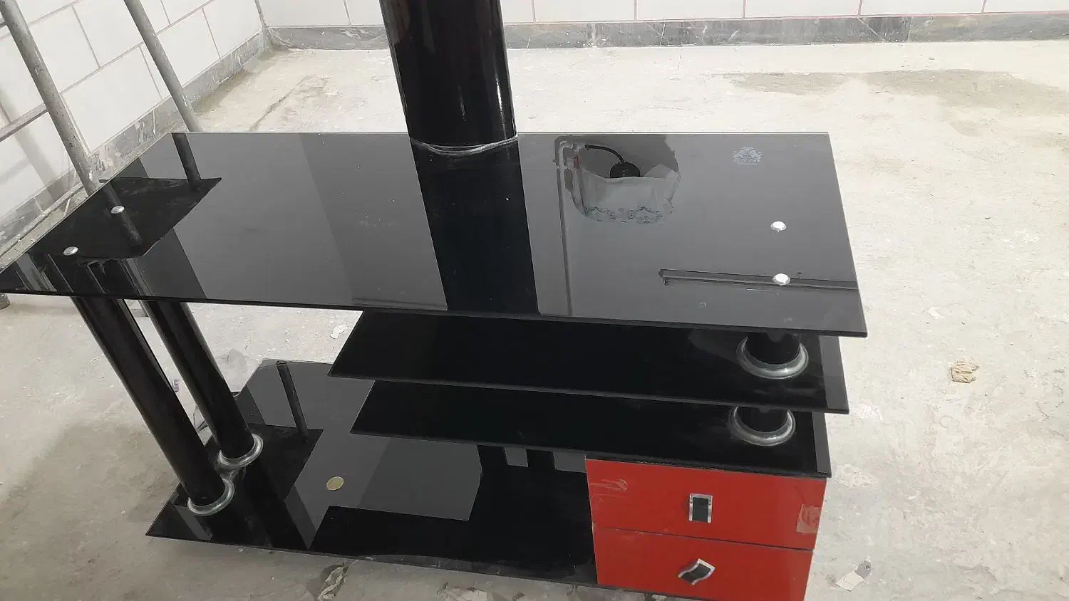 زیرتلویزیون شیشه ای،بوفه ،کمد|میز تلویزیون|شازند, |دیوار