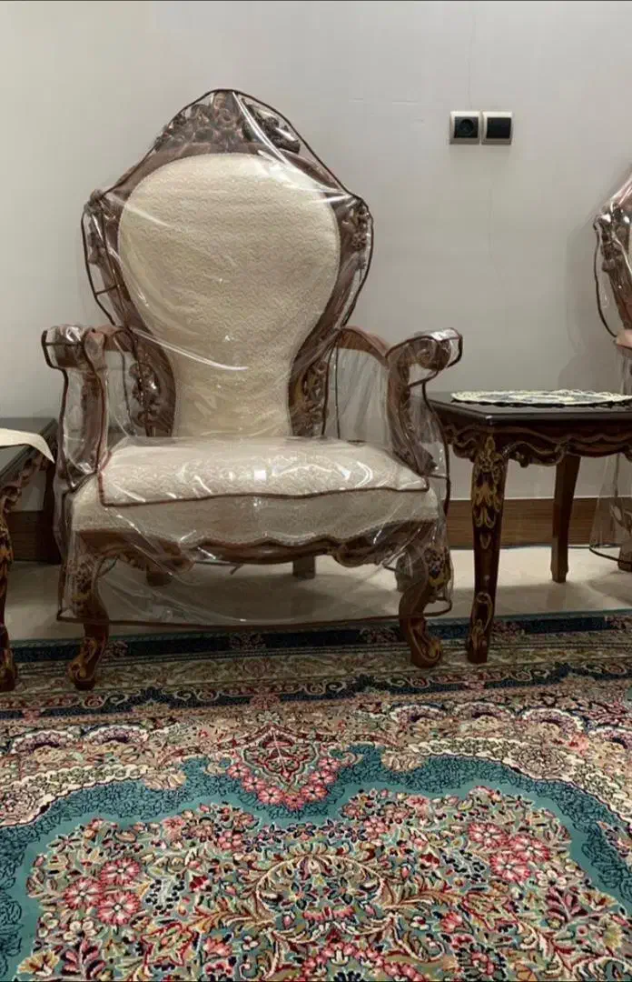 مبل استیل همراه با میز و عسلی|مبلمان خانگی و میز عسلی|خمین, |دیوار