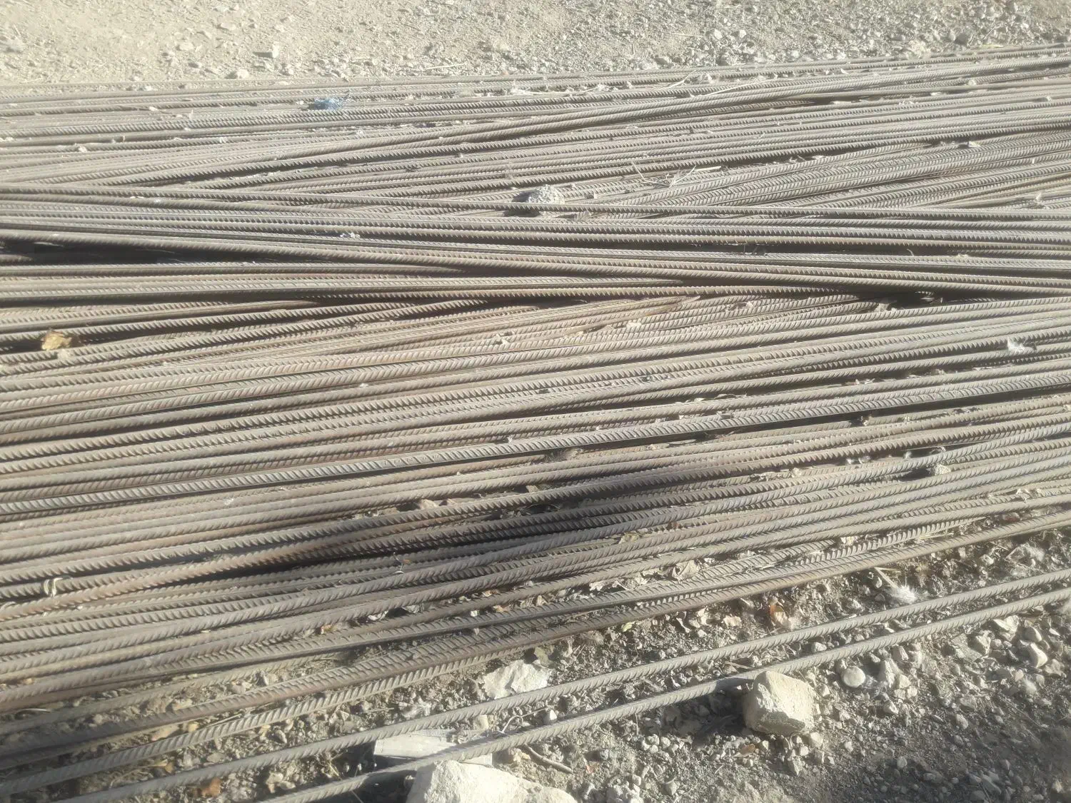 میلگرد۱۴وخاموت سقف وستون وسیم حرارتی وزیگزاگ تیرچه|مصالح و تجهیزات ساختمان|لردگان, |دیوار