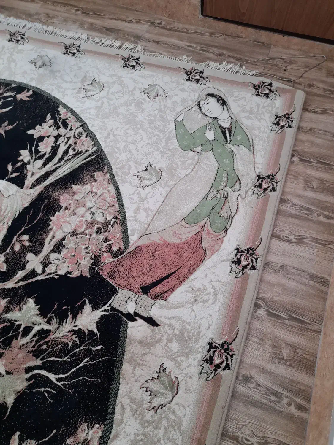 دو تخته فرش ۱۲ متری و۹ متری یک تانکر ویک نرده|فرش|قیدار, |دیوار