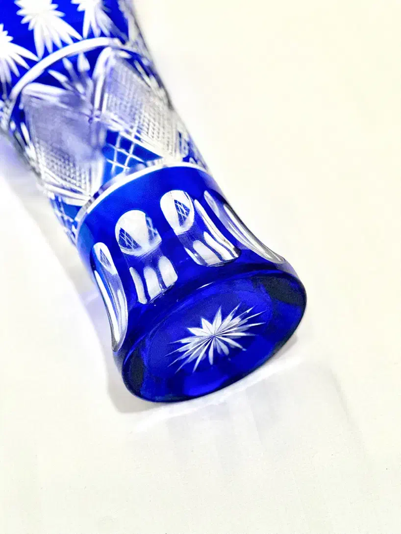 گلدان کریستال آنتیک دو پوست بوهمیا چک کبالت|صنایع دستی و سایر لوازم تزئینی|تهران, سهروردی|دیوار