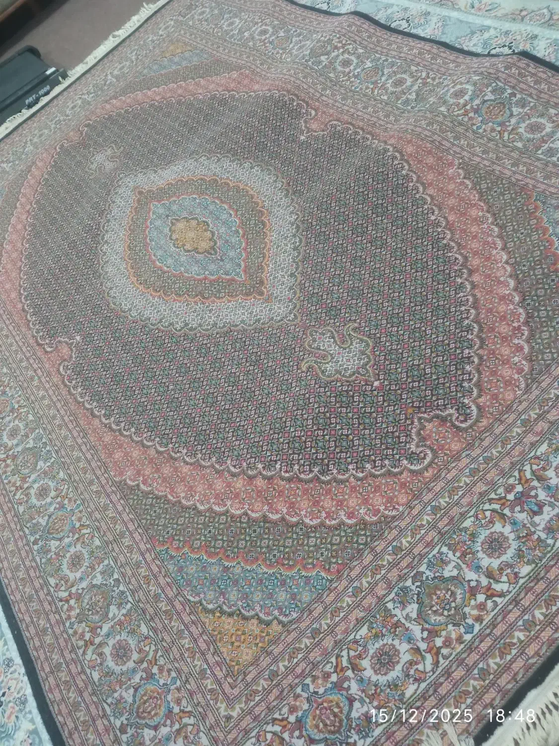 فرش ۷۰۰شانه ماهی نقش ۴ عدد یکرنگ  ۶متری|فرش|ارومیه, |دیوار