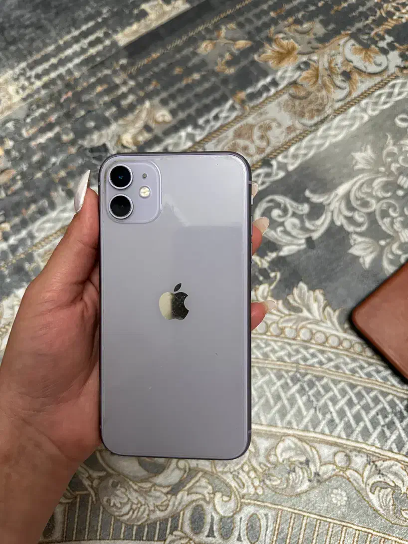 ایفون ۱۱نرمال ۱۲۸ch|موبایل|قم, زنبیل آباد|دیوار