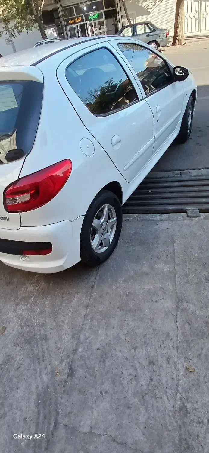 ۲۰۷ دندهای فنی عالی بیمه ۱۰ ماه نقد اقساط|خودرو سواری و وانت|تبریز, |دیوار