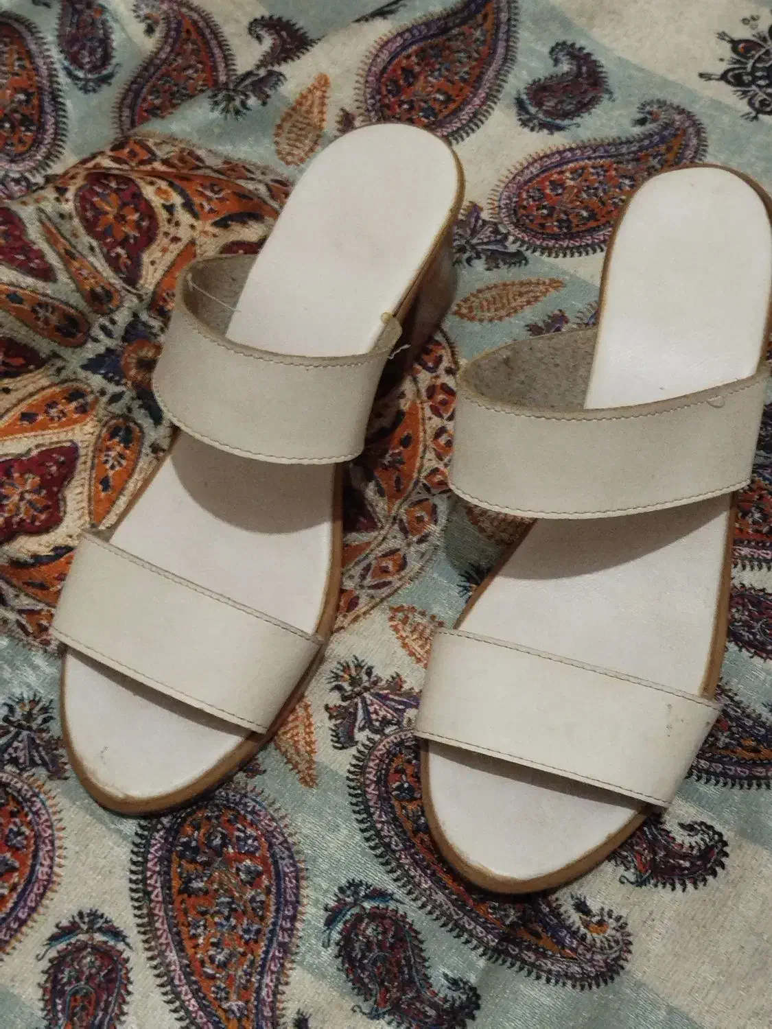 کفش پاشنه بلند سفید|کیف، کفش، کمربند|گنبد کاووس, |دیوار