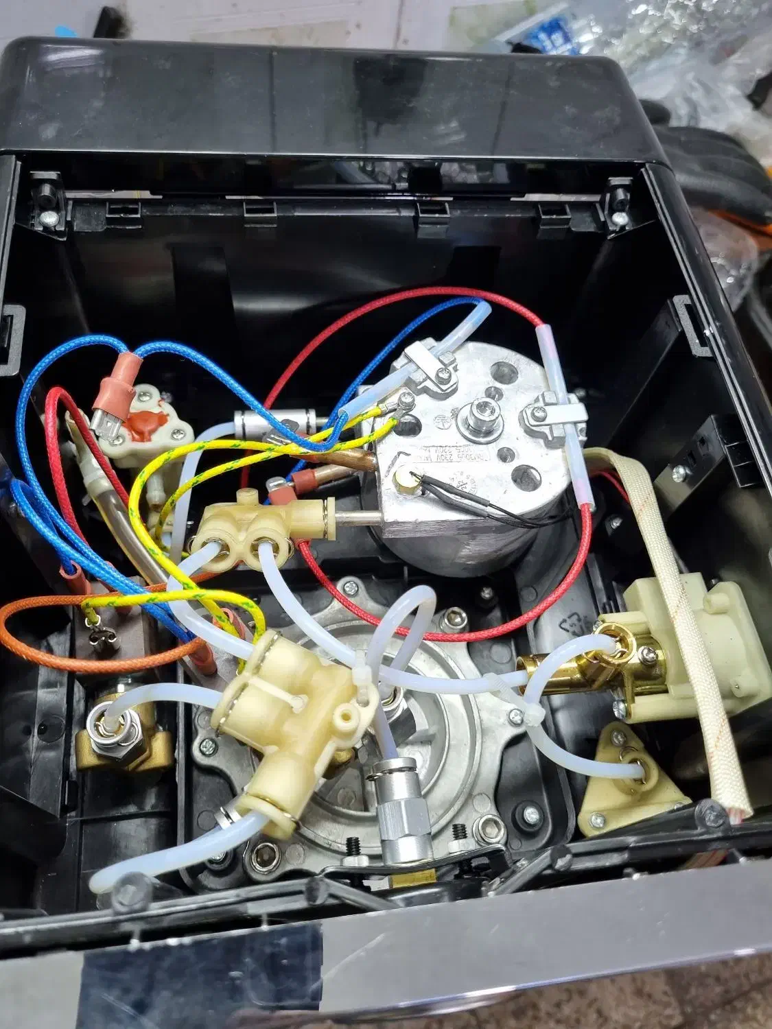 تعمیرات تخصصی لوازم خانگی برقی|خدمات پیشه و مهارت|اهواز, بهارستان|دیوار