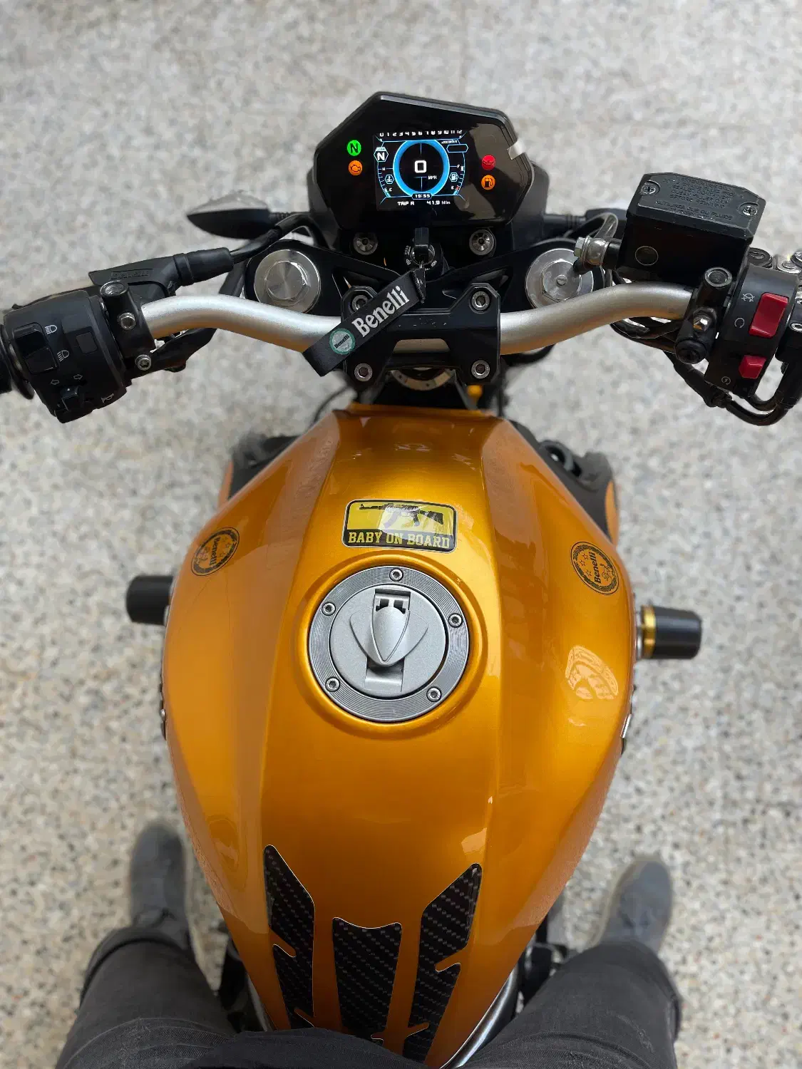 بنلی ۳۰۰ جفت سیلندر|موتورسیکلت|اهواز, گلستان|دیوار