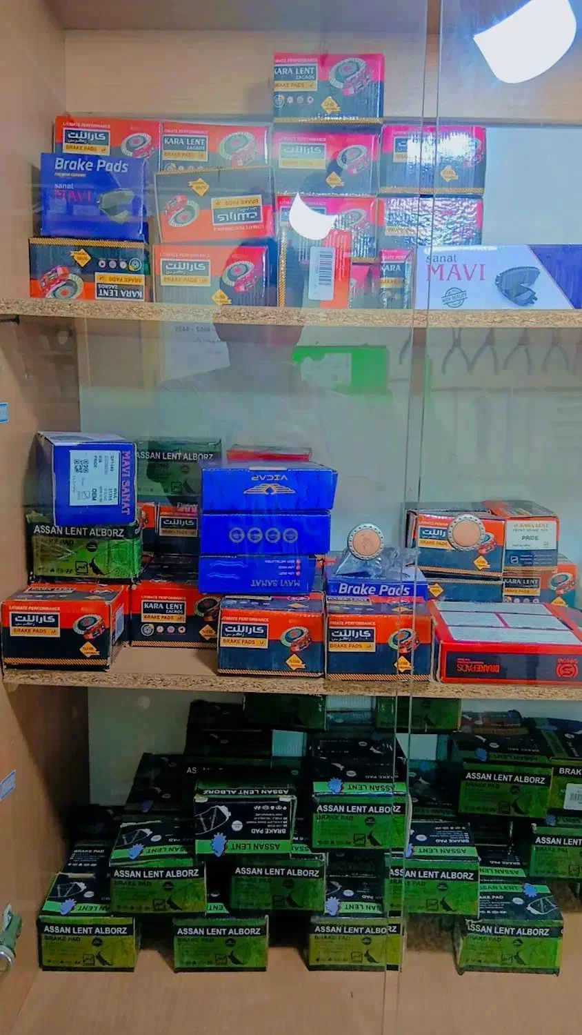 خرید و فروش انواع لنت ترمز خودرو با تعویض رایگان|قطعات یدکی و لوازم جانبی|تبریز, |دیوار