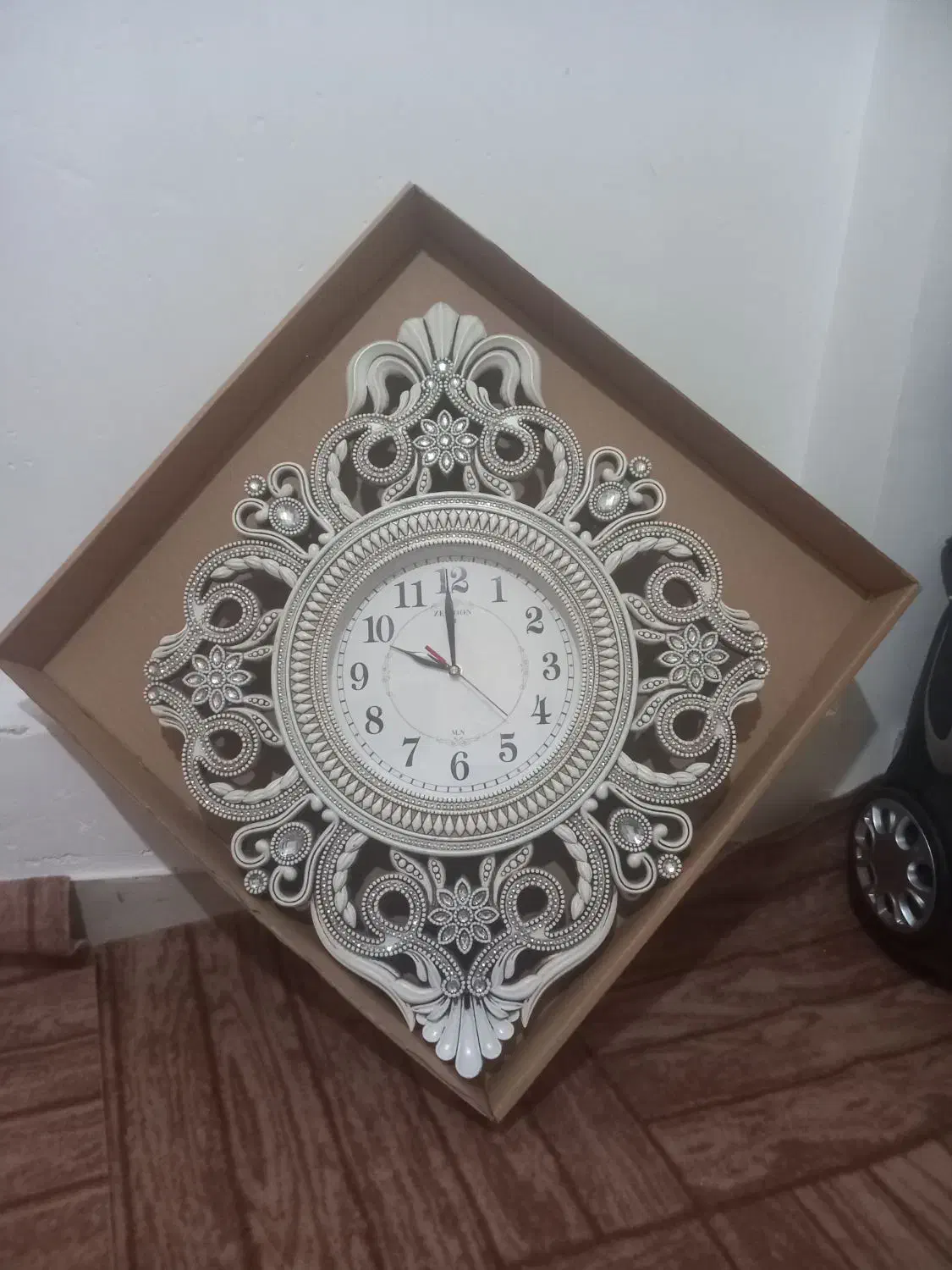 ساعت|ساعت دیواری و تزئینی|همدان, |دیوار