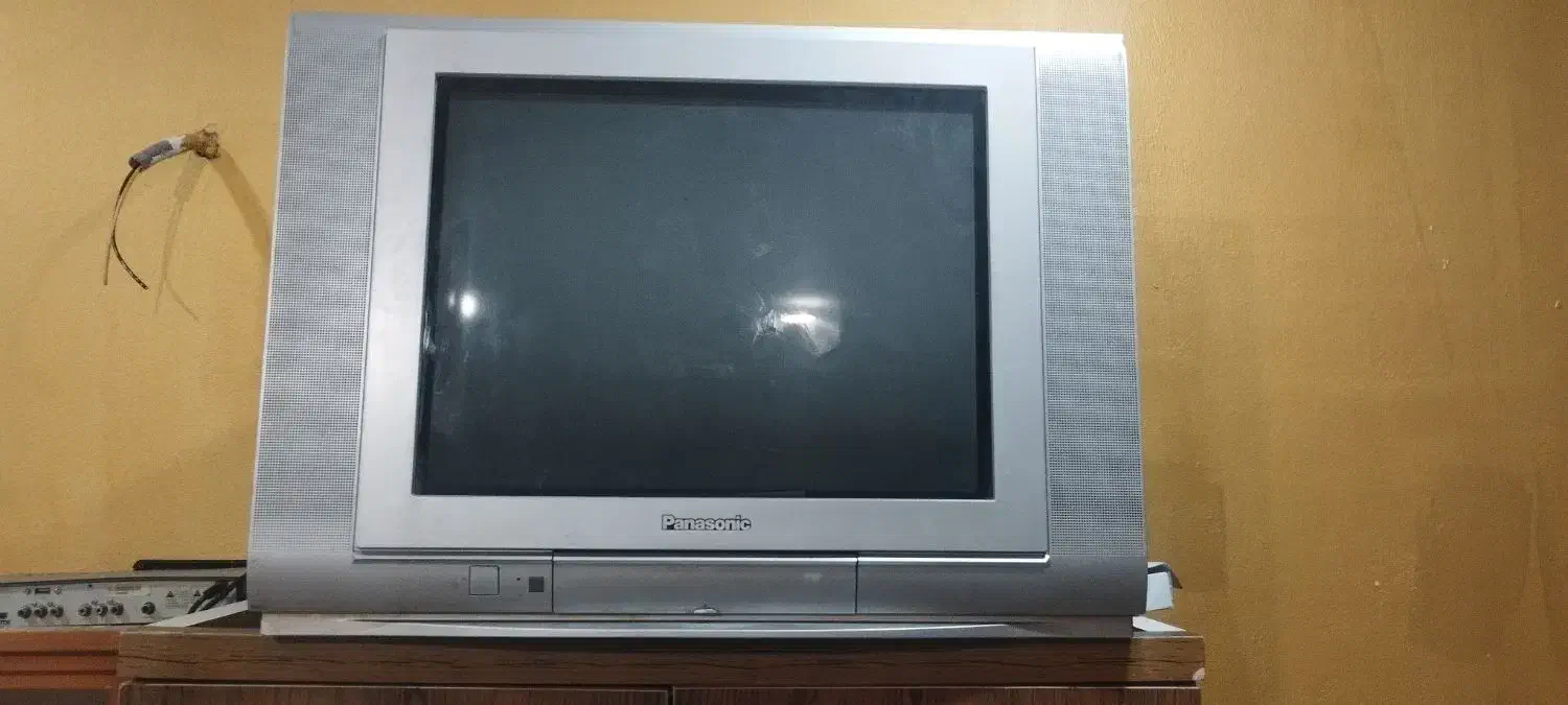 تلویزیون قدیمی پاناسونیک|تلویزیون و پروژکتور|کیش, |دیوار