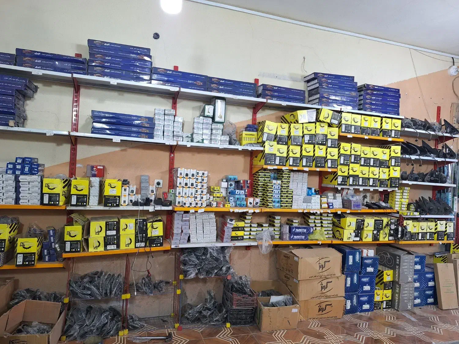 اینه بغل /شیشه بالابر / قفل مرکزی خانزاد|قطعات یدکی و لوازم جانبی|سنندج, |دیوار