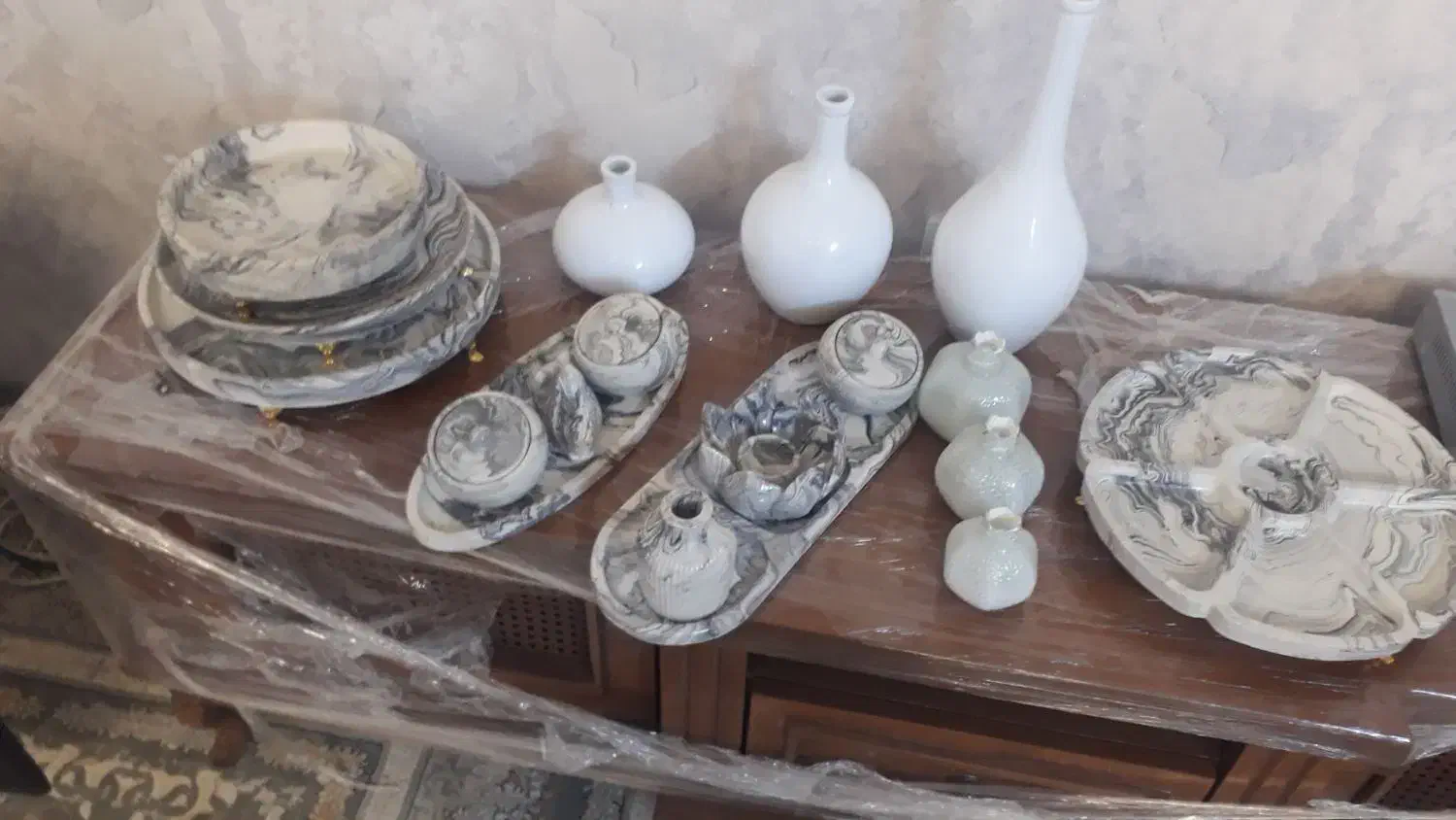 چند تیکه وسایل دکوری فروشی باتخفیف همش یک تومن|صنایع دستی و سایر لوازم تزئینی|چناران, |دیوار