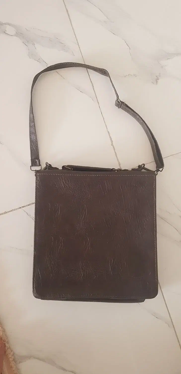 کیف|کیف، کفش، کمربند|بروجرد, |دیوار