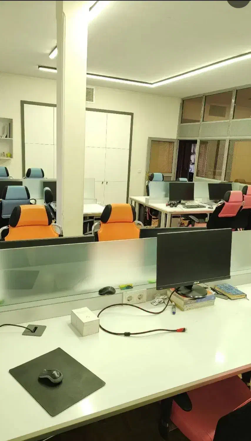 بلوار کشاورز 199 مترسنداداری بَر خیابان نزدیک مترو|فروش دفتر کار، اتاق اداری، مطب|تهران, بلوار کشاورز|دیوار