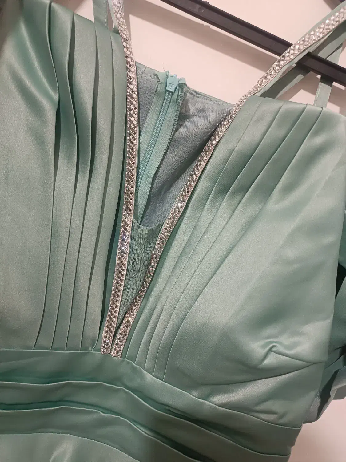 لباس مجلسی ساتن ترک رنگ صابونی|لباس|میانه, |دیوار