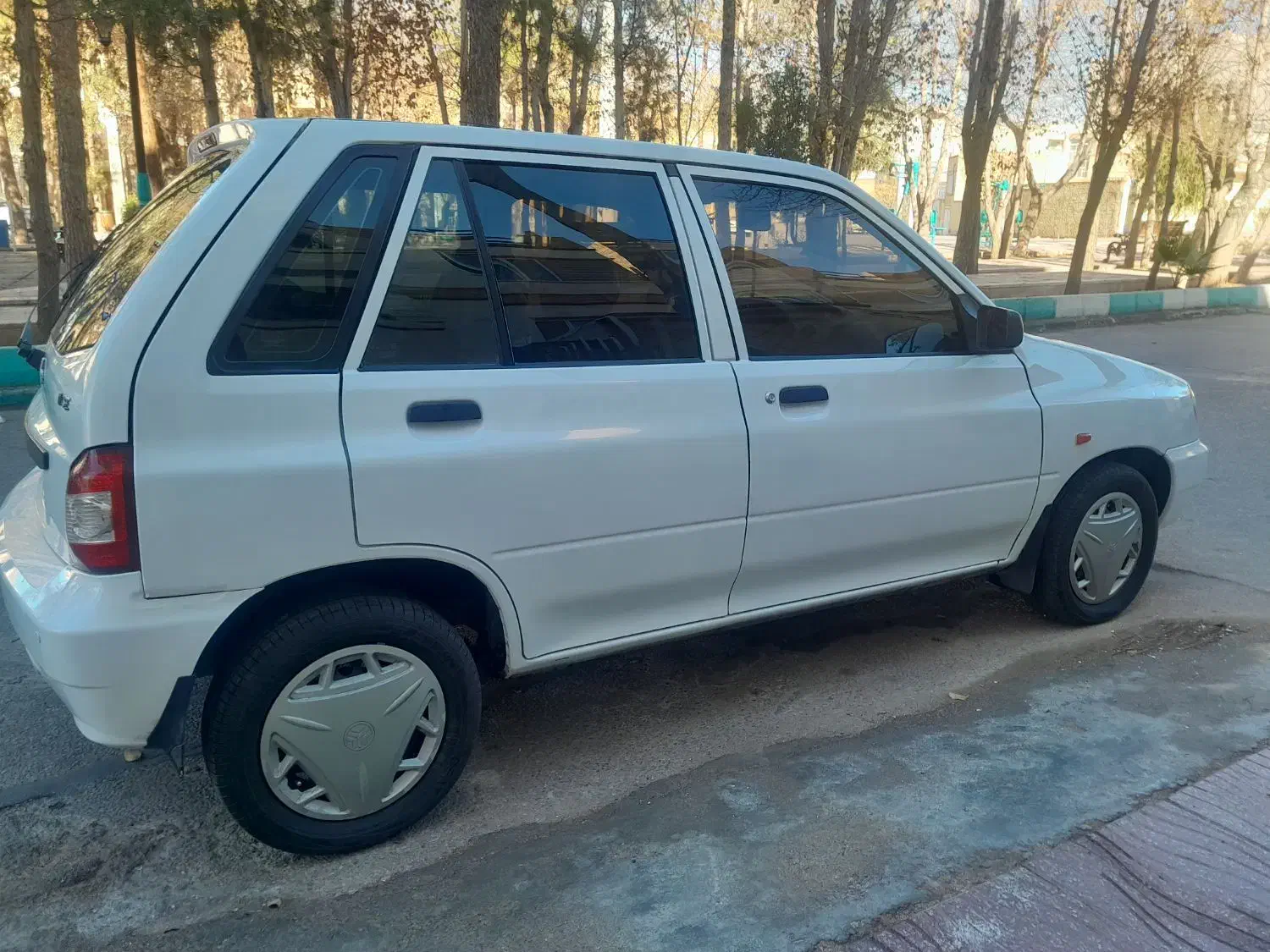 111خونگی|خودرو سواری و وانت|یزد, |دیوار