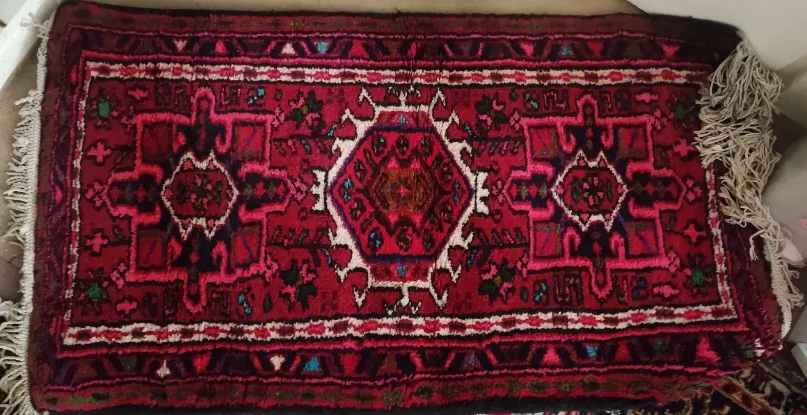 قالیچه دست‌باف قدیمی و در حد نو ، اندازه ۱۰۵×۶۰|فرش|تبریز, |دیوار
