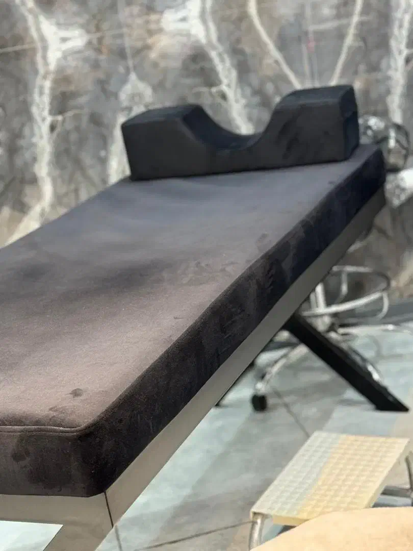 تخت مژه و فشیال|آرایشگاه و سالن‌های زیبایی|ری, دیلمان|دیوار